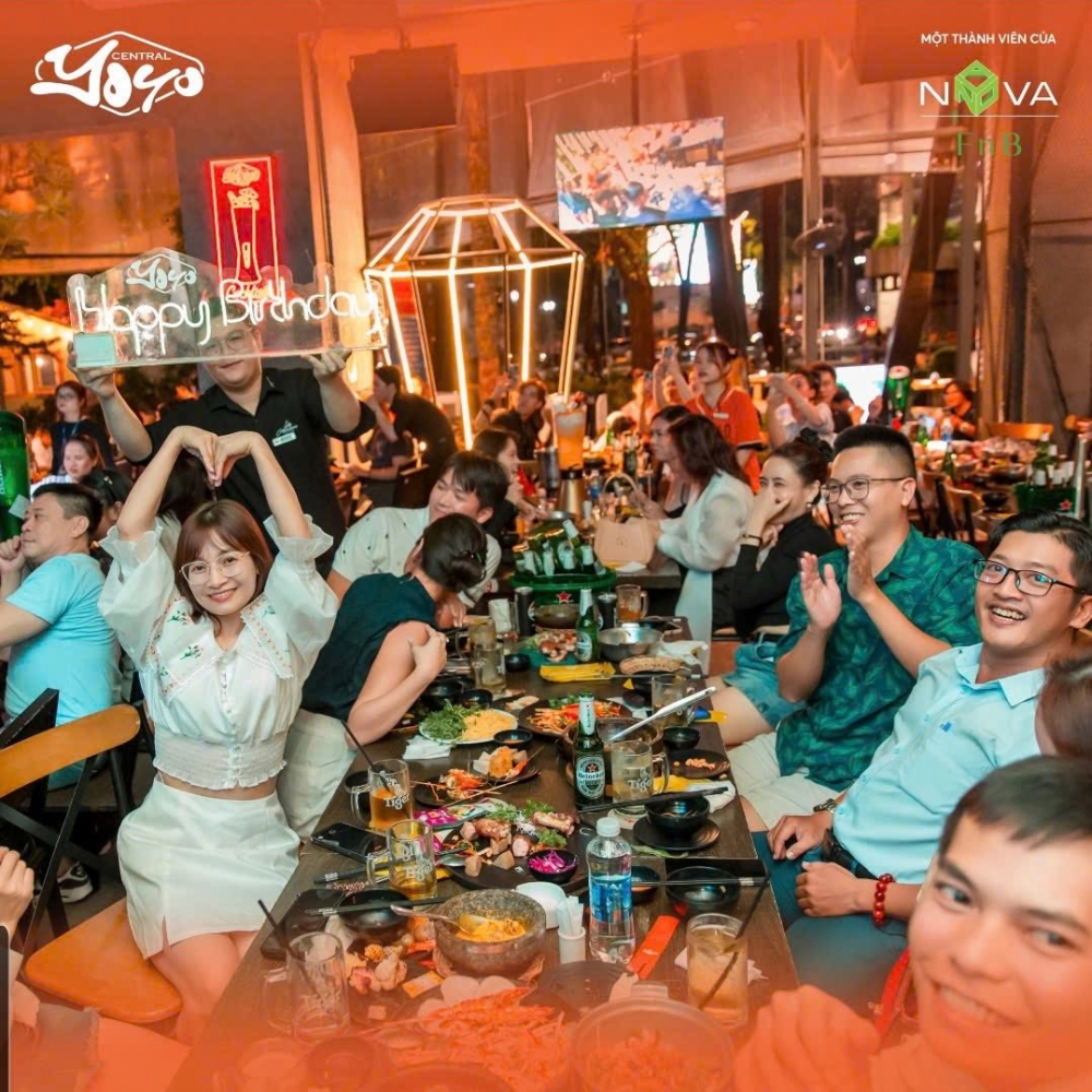 Không gian tiệc của Yoyogarden