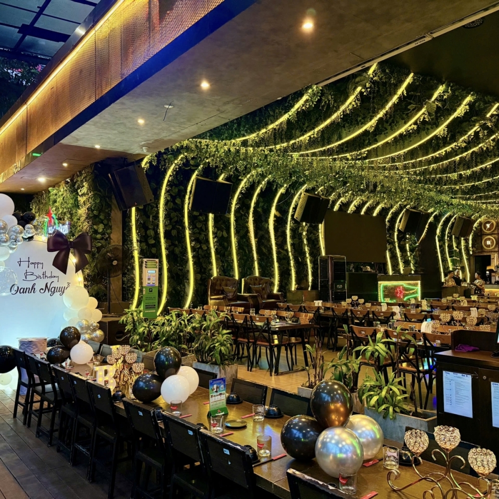 YOYO BEER GARDEN – HẸN LÀ TỚI