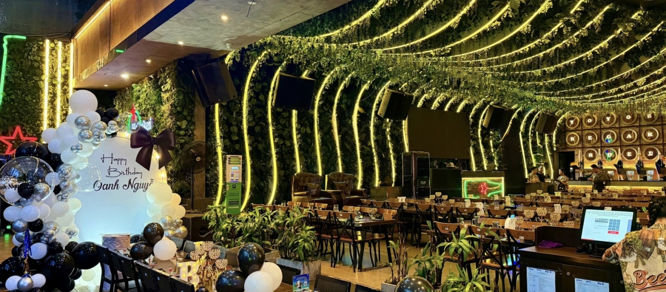 ĐẶT BÀN: 094 533 9576